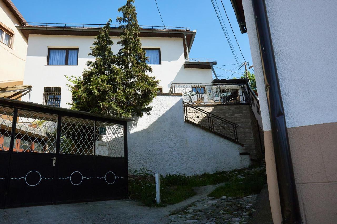 Zaarania * Sarajevo